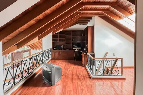 Casa En Arriendo/venta En San José De Bavaria. Cod A7174