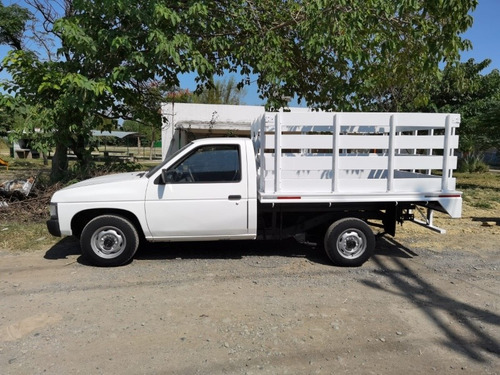 Nissan Estaquitas Estacas