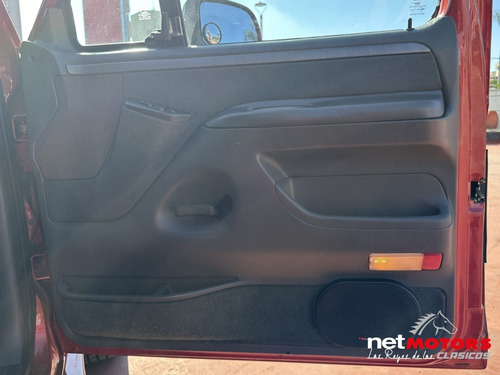 Ford Xlt King Cab 1992