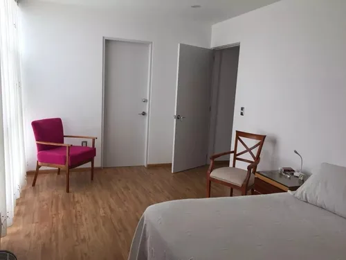 Se Vende Preciosa Casa En Punta Esmeralda, De Lujo Y De Autor !!