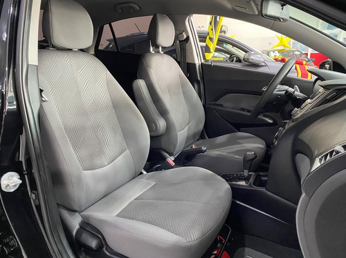 Imagem 5 de 20 de Hyundai Hb20s 1.6 Comfort Plus 16v 2015