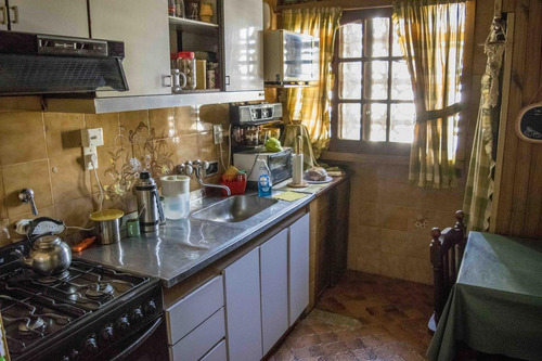 Imagen 5 de 16 de Departamento En Venta 4 Ambientes Martinez