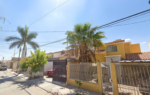 Casa En Remate En San Felipe, Torreón, Coahuila. -sk20