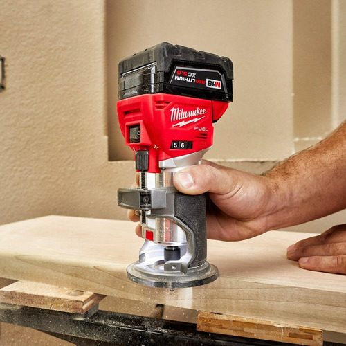 Milwaukee 2723-20 Router Inalámbrico 1.25hp 18v