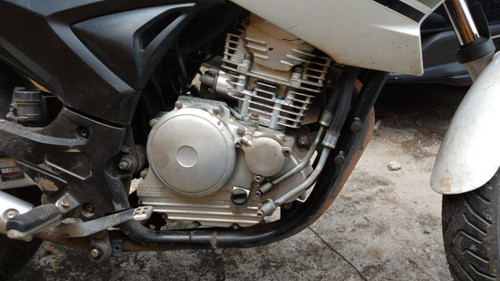 Imagem 2 de 7 de Yamaha 250