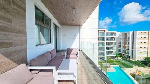 Apartamento En Venta En Cap Cana, Cap Cana, 126m2, 2 Hab. 2 Parqueos, Comunidad Exclusiva Con Campo De Golf, Casa Club, Hermosa Playa Cercana, Oportunidad De Invertir, Seguridad.