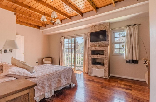 Chalet Barrio Ex Malibu - 3 Dorm - 2 Esc - Jardin Libre