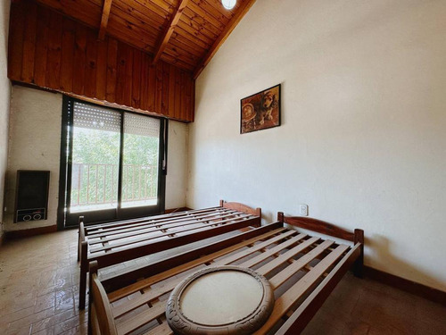 Casa En Venta De 2 Dormitorios C/ Cochera En Pedro Pico