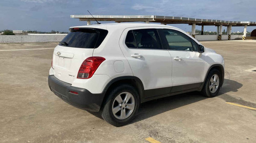 Imagen 5 de 15 de Chevrolet Trax 2015 5p Lt L4/1.8 Aut