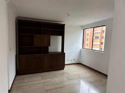 Apartamento En Venta En Conquistadores. Cod V776097