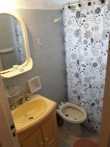 Imagen 7 de 12 de Magnifico Departamento De Dos Ambientes Amplios En Venta En Villa Gesell A Pocos Metros Del Mar