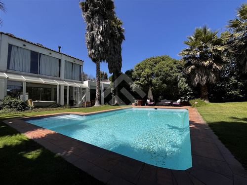 Casa En Venta De 3 Dorm. En Maitencillo En Condominio