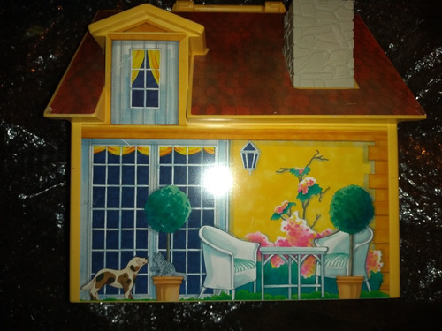 Casa Playmobil Con 3 Figuras 