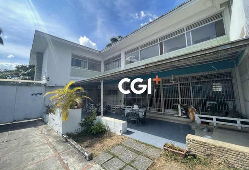 Cgi+ Vende Casa, Country Club, Caracas