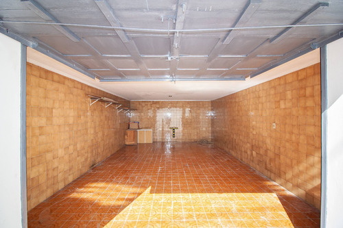Imagem 28 de 28 de Excelente Casa 250m², 3 Dormitórios, 1 Suíte, 4 Banheiros No Total, Churrasqueira, Portão Eletrônico E Quintal. - Sp - So0942_sales