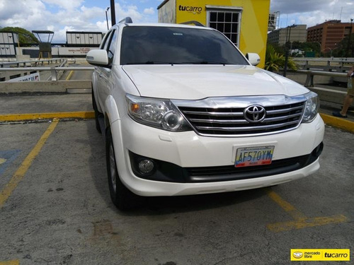 Toyota Fortuner Automática