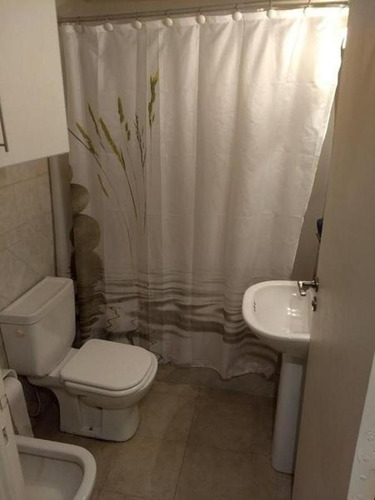 Departamento De 2 Ambientes En Complejo Habitacional De Oliden