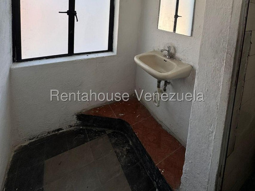 Casa Comercial En Venta El Paraiso Mls #25-18189 Bm
