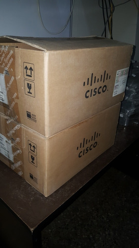 Switch Cisco Catalyst 2960 Ws-c2960-8tc-l 10/100 1g Sfp