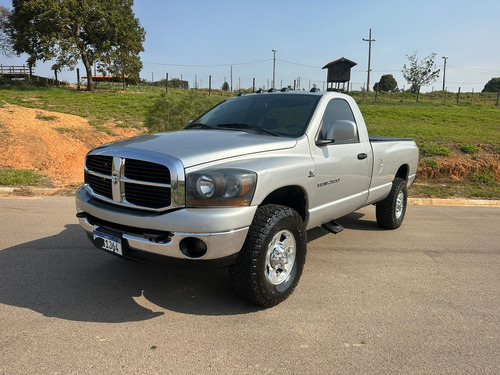 Dodge Ram 2500 5.9 Cab. Simples 4x4 2p