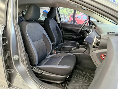 Nissan Versa 4p Advance L4/1.6 Aut