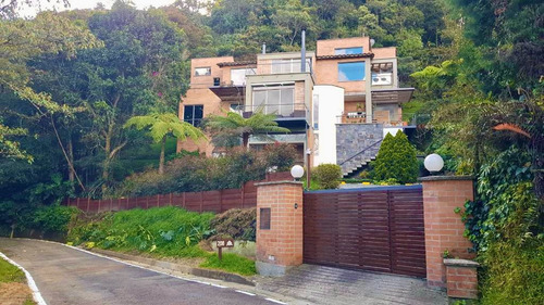 Casa En Venta En Envigado Loma Del Escobero