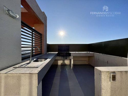 Viña Del Mar - Vende Depto 2d 2b 1e 1b - Gomez Carreño