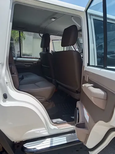 Toyota Land Cruiser S79