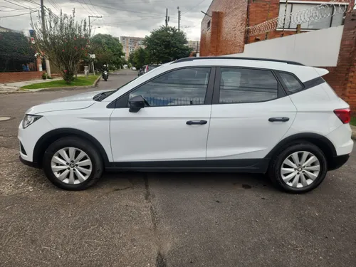 Seat Arona 1.6 Reference