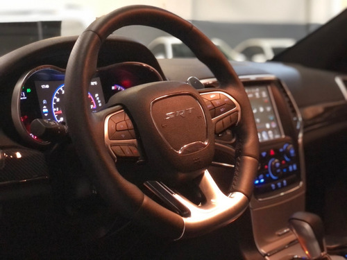 Jeep Grand Cherokee Srt 2016 Autodrive
