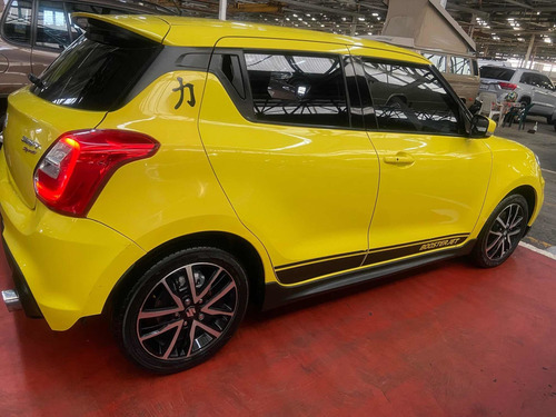 Imagen 4 de 12 de Suzuki Swift Sport