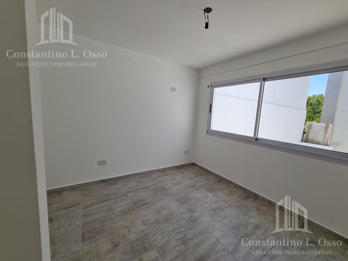 Imagen 5 de 21 de Departamento 2 Ambientes Con Balcon Y Cochera Cubierta - Temperley