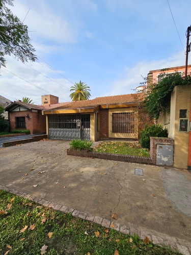 Casa 3 Ambientes Venta Ituzaingó Centro