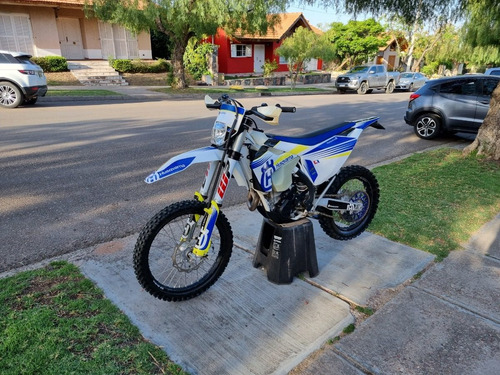 Imagen 3 de 11 de Husqvarna Fe 250 Enduro 2018