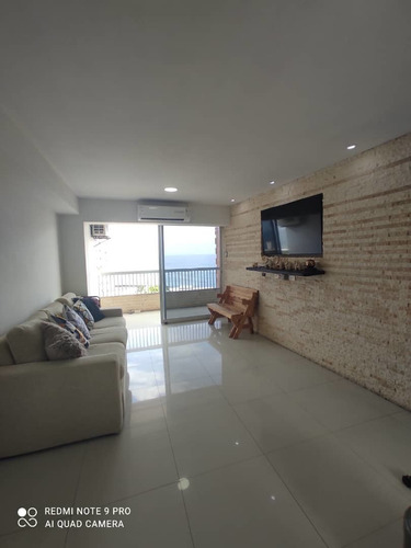 Imagen 4 de 14 de Se Ofrece Apartamento De Totalmente Remodelado