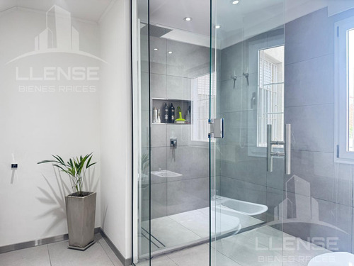 Casa 4 Ambientes Con Piscina En Venta - Quilmes