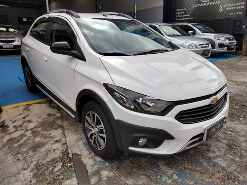 Imagem 3 de 15 de Onix Activ 1.4 Flex 2018 Automatico