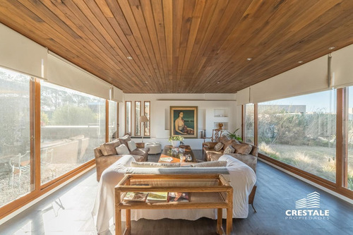 Imagen 20 de 30 de Excelente Casa 4 Dormitorios En Venta - San Sebastian