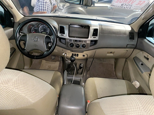 Imagen 21 de 25 de Toyota Fortuner Sr5 2013