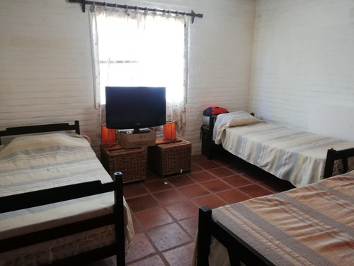 Casa En Dos Plantas A Poco Del Mar (ref. 3954) Acepta Banco