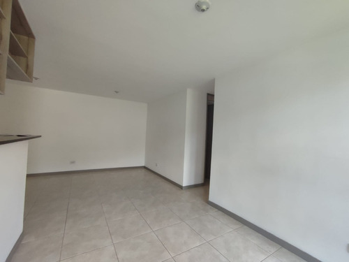 Imagen 2 de 25 de Apartamento En Envigado