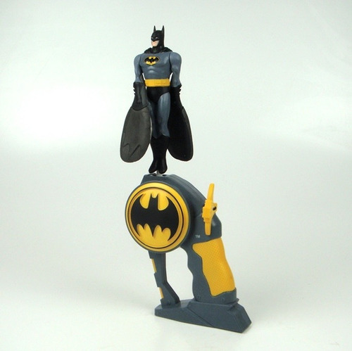 Boneco E Lançador Flying Heroes - Batman  Dtc Leia O Anúncio