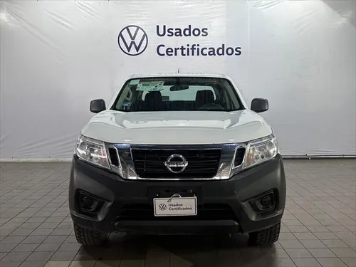 Nissan NP300 2.4 Doble Cabina Se Aa Pack Seg Mt