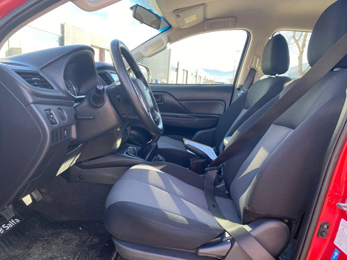 Mitsubishi L200 L200 Katana D/C 2.4 TD MT CR