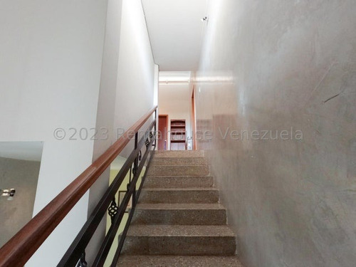 Casa Quinta En Venta En Santa Elena Barquisimeto 24-10415 Dh