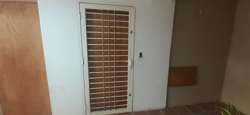 Imagen 3 de 12 de Apartamento En Palmeras Ii Yara Yara Puerto Ordaz