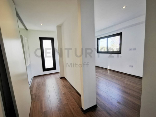 Imagen 17 de 23 de Dúplex En Venta De 3 Dormitorios En Gonnet, La Plata