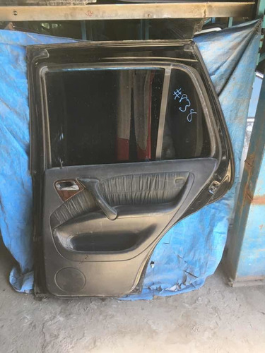 Puerta Trasera Derecha Ml320 #838 (Usado)
