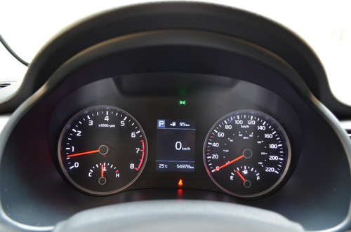 Imagen 11 de 14 de Kia Rio Ex Aut 2018