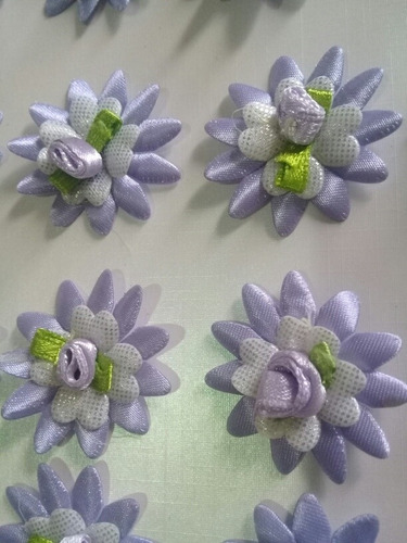 Imagen 1 de 10 de Lote De Flores Tejidas Macrame, De Tela Satinada Y Fieltro